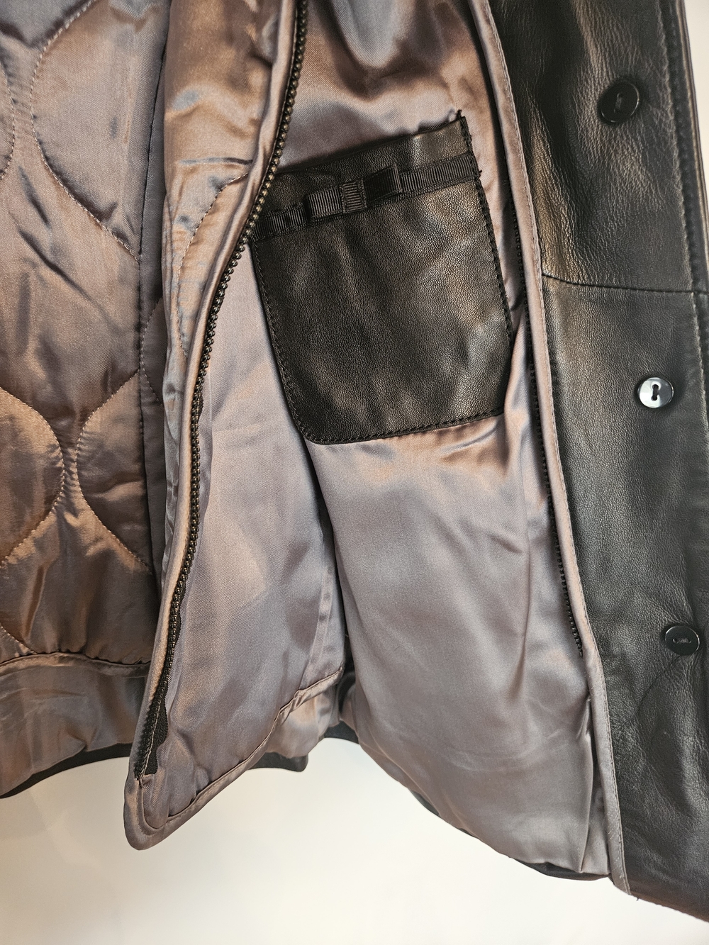 Danier Women's Leather Button-Front Jacket w/Removable Quilted Lining, Size XS - Picture 8 of 10